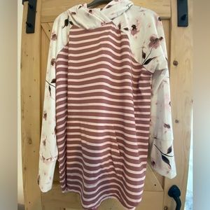 Lularoe Amber, super soft and stretchy.  Floral and stripes.